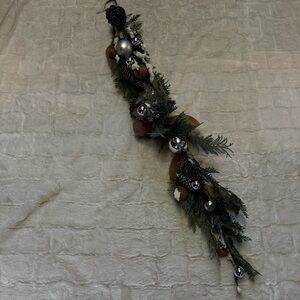 Valerie Parr Hill 48” Christmas Holiday Garland Swag dusted with faux sn…